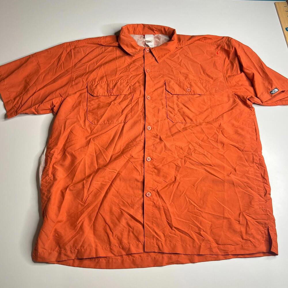 The North Face Men’s XL Short Sleeve Button-Up Fishing Shirt Orange Mesh Lined